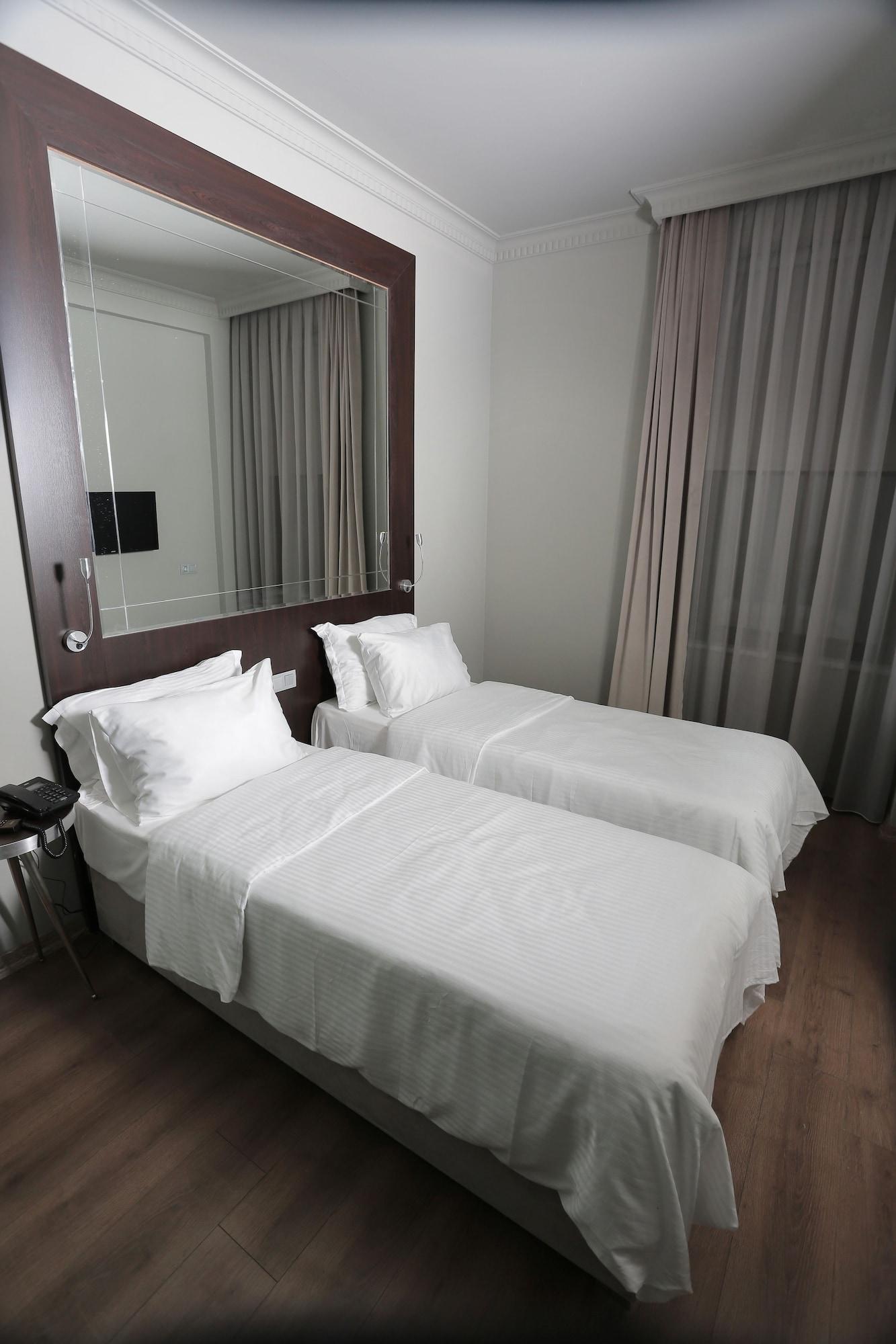 Ferman Pera Hotel Istambul Exterior foto